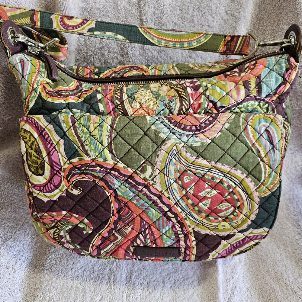Vibrant Paisley Quilted Women's Bag